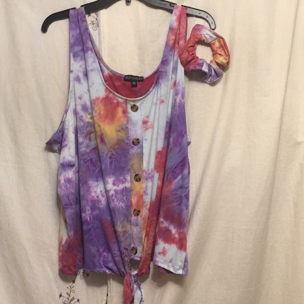 Riley and James sleeveless top